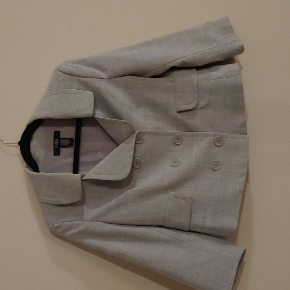 Body by Victoria size 10 suit jacket